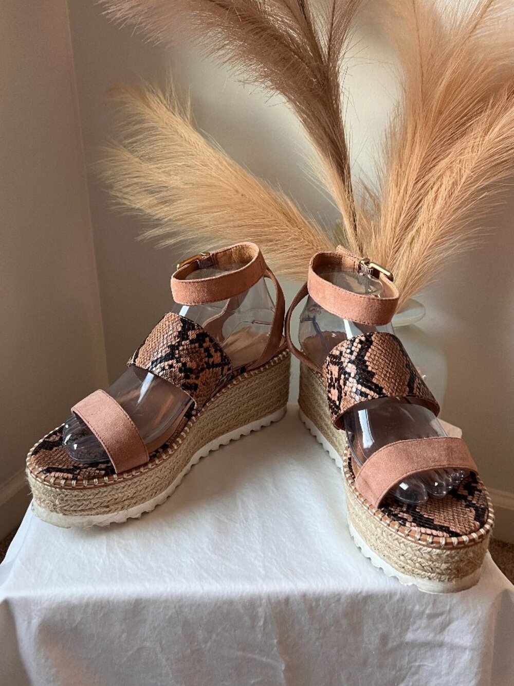 Crave Vintage Pink Suede & Snakeskin Platform Sandals | Size 9 | Worn Once